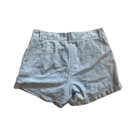 NWT Macbeth Collection embroidered flowers chambray shorts size small - Picture 2 of 3